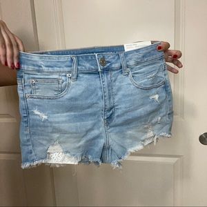 NWT American Eagle Light Wash High Rise Shortie